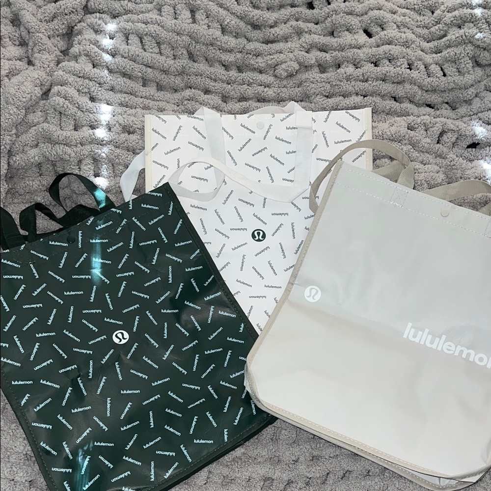 lululemon athletica Women's Tote Bag Set - Green, White, Cream